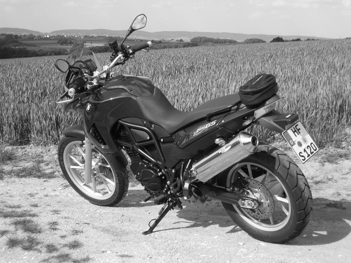 motorrad-bmw-f-650-2077.jpg